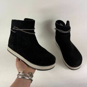 Merrell Juno Bluff Polar Waterproof Snow Boot Women's 7.5 Black Suede J001546